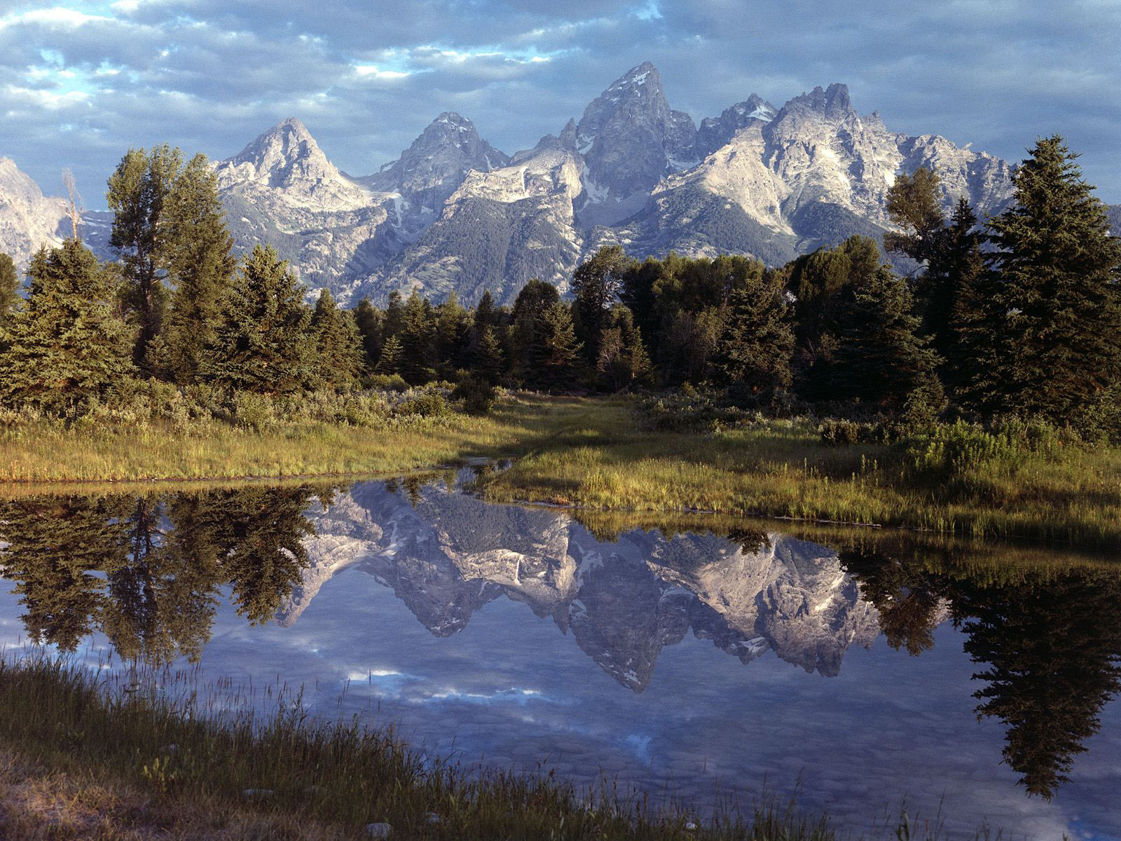 Earth-Mountain-23765