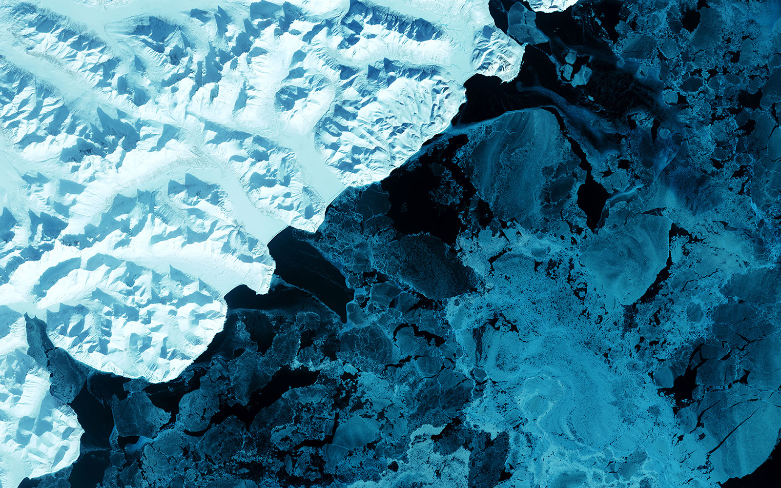 Earth-Mountain-7335